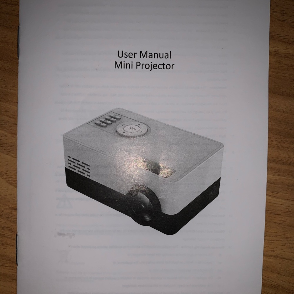 LED Projector - Picture 12 of 16